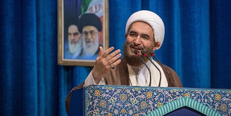 حجت‌الاسلام حاج علی اکبری نماز جمعه پایتخت را در دانشگاه تهران اقامه می‌کند